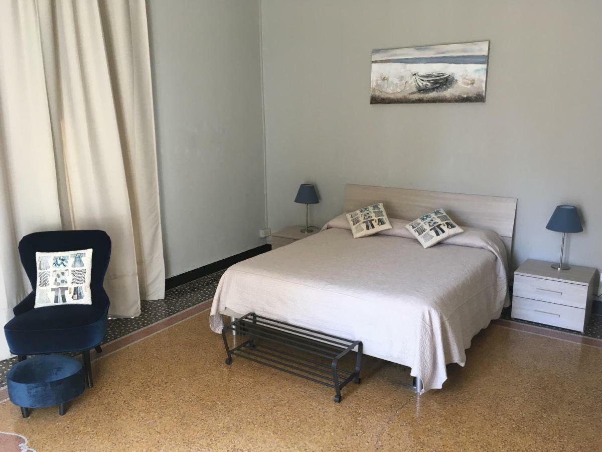 Check-Inn Rooms Genova Centro Exterior photo
